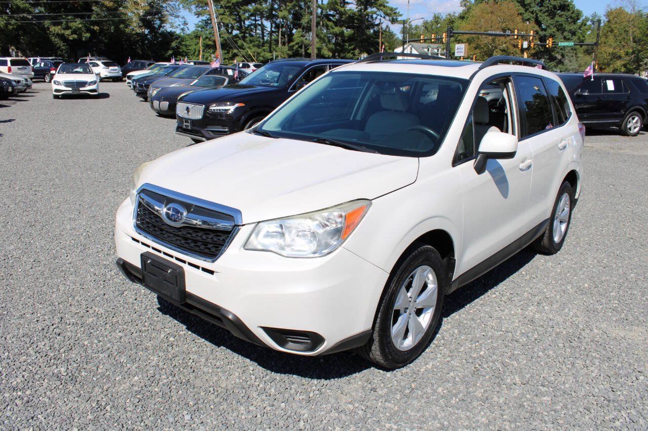 Used 2014 Subaru Forester 2.5i Premium w/ All-Weather Package AWD/4WD image 2
