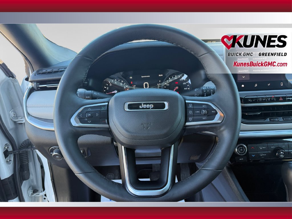 Used 2025 Jeep Compass Limited AWD/4WD image 15
