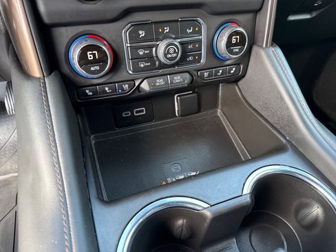 Used 2023 Chevrolet Tahoe High Country image 21