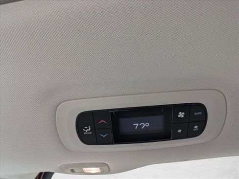 Used 2017 Chrysler Pacifica Limited w/ Advanced Safetytec Group image 18