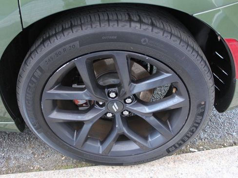 Used 2021 Dodge Charger SXT w/ Blacktop Package image 5