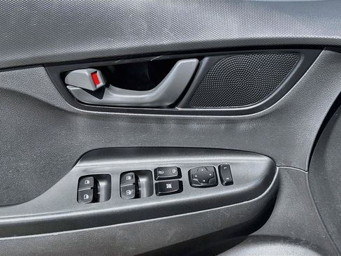 Used 2021 Hyundai Kona SEL FWD image 17