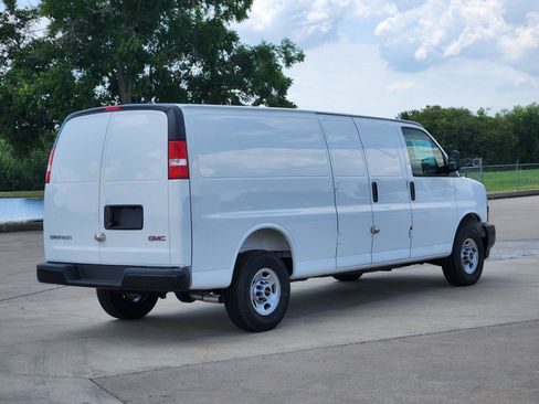 New 2025 GMC Savana 2500 Extended w/ Driver Convenience Package image 4