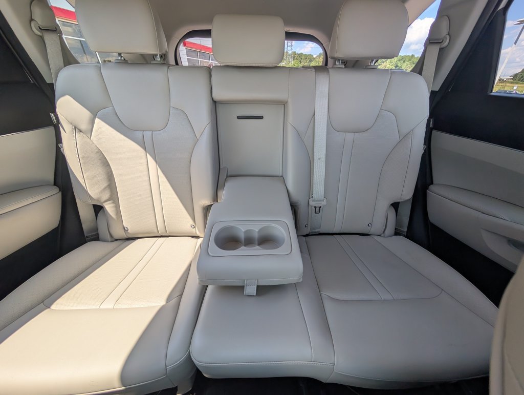 Used 2025 Kia Sorento S FWD image 23