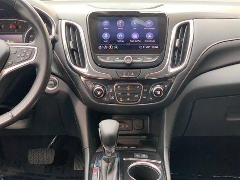 Used 2022 Chevrolet Equinox Premier image 23