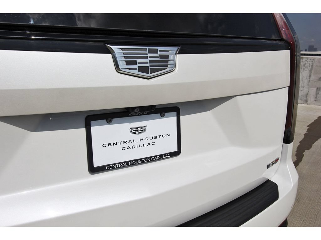 Used 2023 Cadillac Escalade V w/ LPO, ONYX Package AWD/4WD image 31