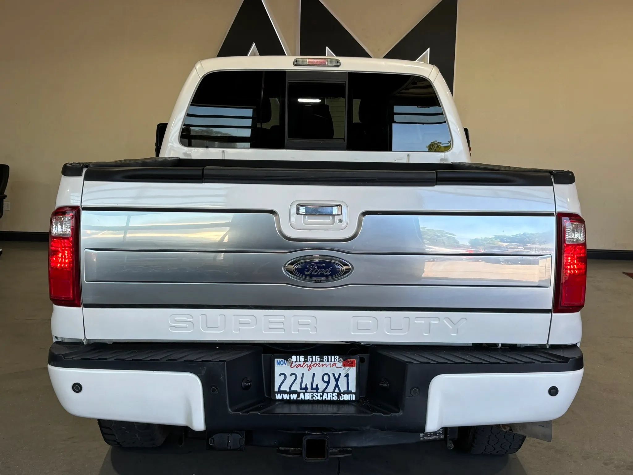 Used 2016 Ford F250 Platinum w/ FX4 Off-Road Package AWD/4WD image 5