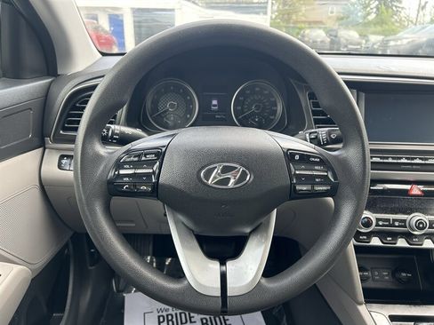 Used 2020 Hyundai Elantra SEL FWD image 13
