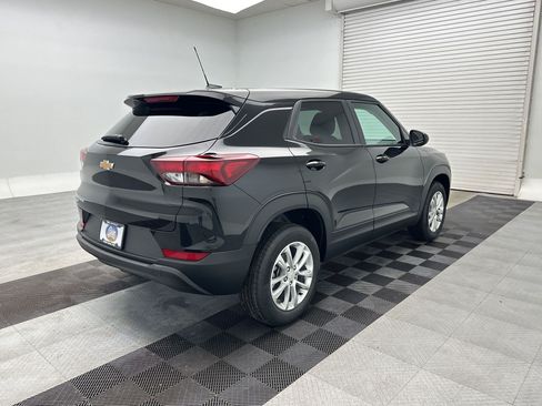 New 2026 Chevrolet TrailBlazer LS w/ LS Convenience Package AWD/4WD image 9