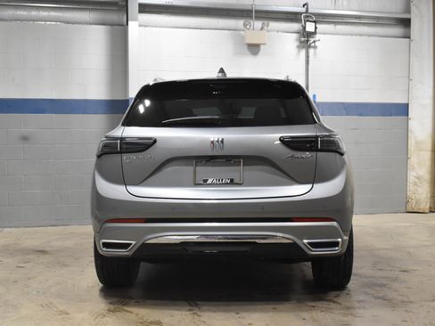 Used 2024 Buick Envision Avenir AWD/4WD image 27