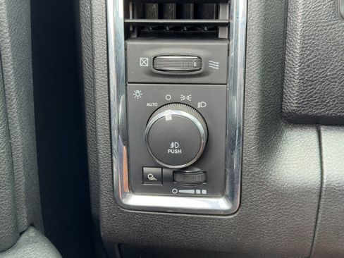 Used 2015 RAM 3500 Laramie image 15