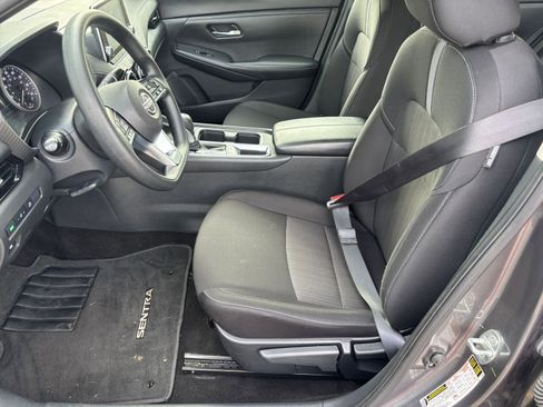 Used 2024 Nissan Sentra SV image 24