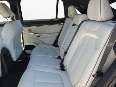 New 2025 Jeep Wagoneer S Limited image 13