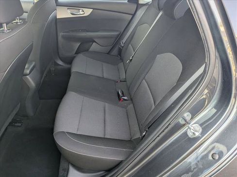 Used 2023 Kia Forte LXS w/ LXS Technology Package FWD image 16