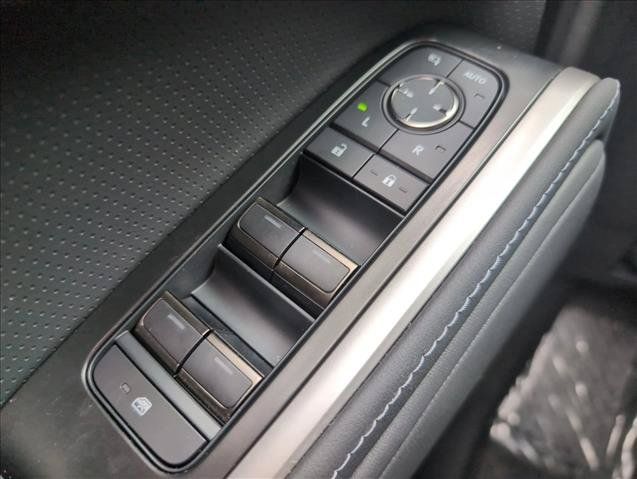 Used 2024 Lexus GX 550 w/ Cold Area Package AWD/4WD image 20