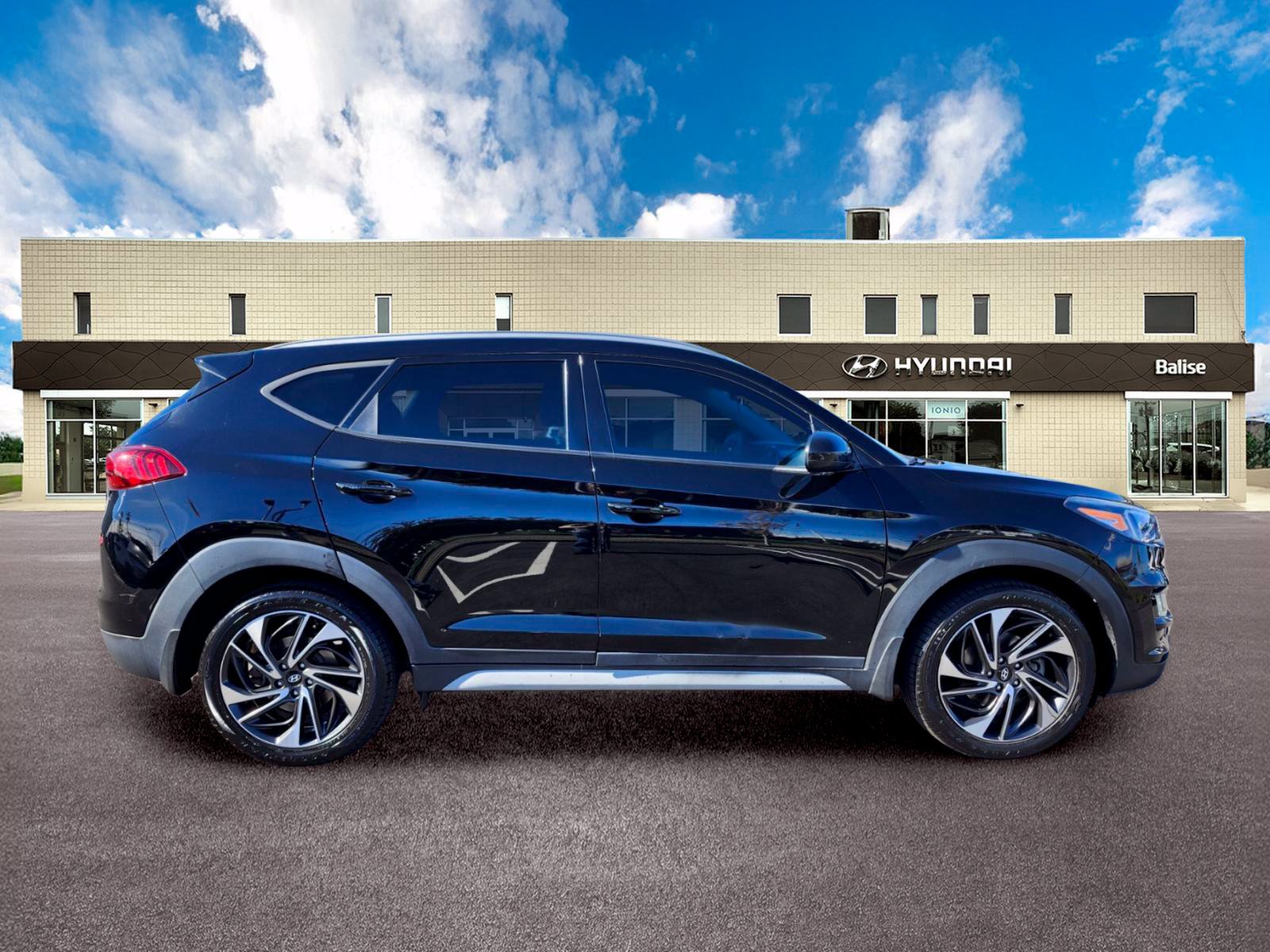 Used 2020 Hyundai Tucson Sport FWD image 2