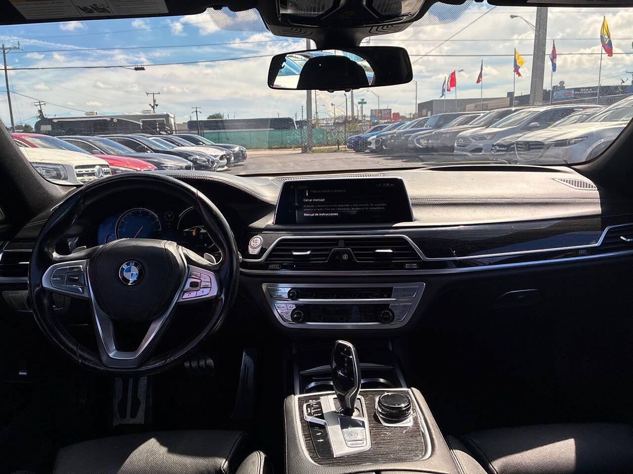 Used 2017 BMW 740i RWD image 10