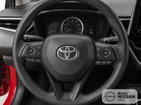 Used 2020 Toyota Corolla LE FWD image 8