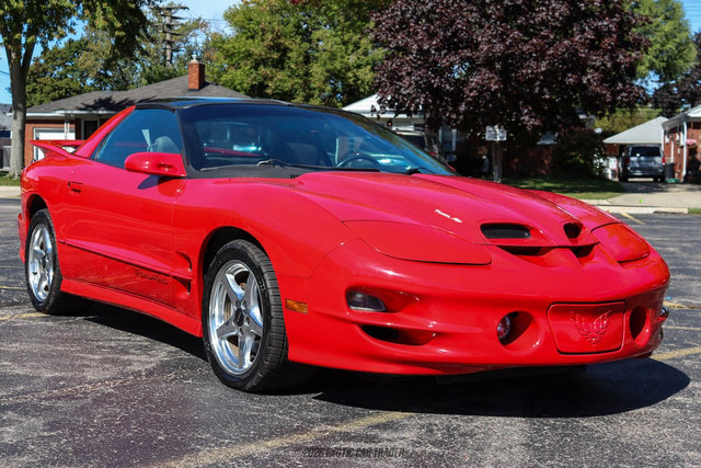 Used 1999 Pontiac Firebird Formula RWD image 16
