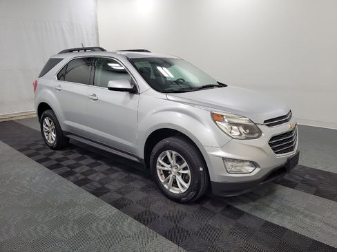 Used 2017 Chevrolet Equinox LT w/ Convenience Package AWD/4WD image 11