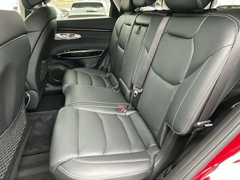 Used 2025 Genesis GV70 2.5T image 16