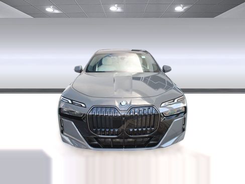 New 2026 BMW i7 eDrive50 w/ M Sport Package image 6