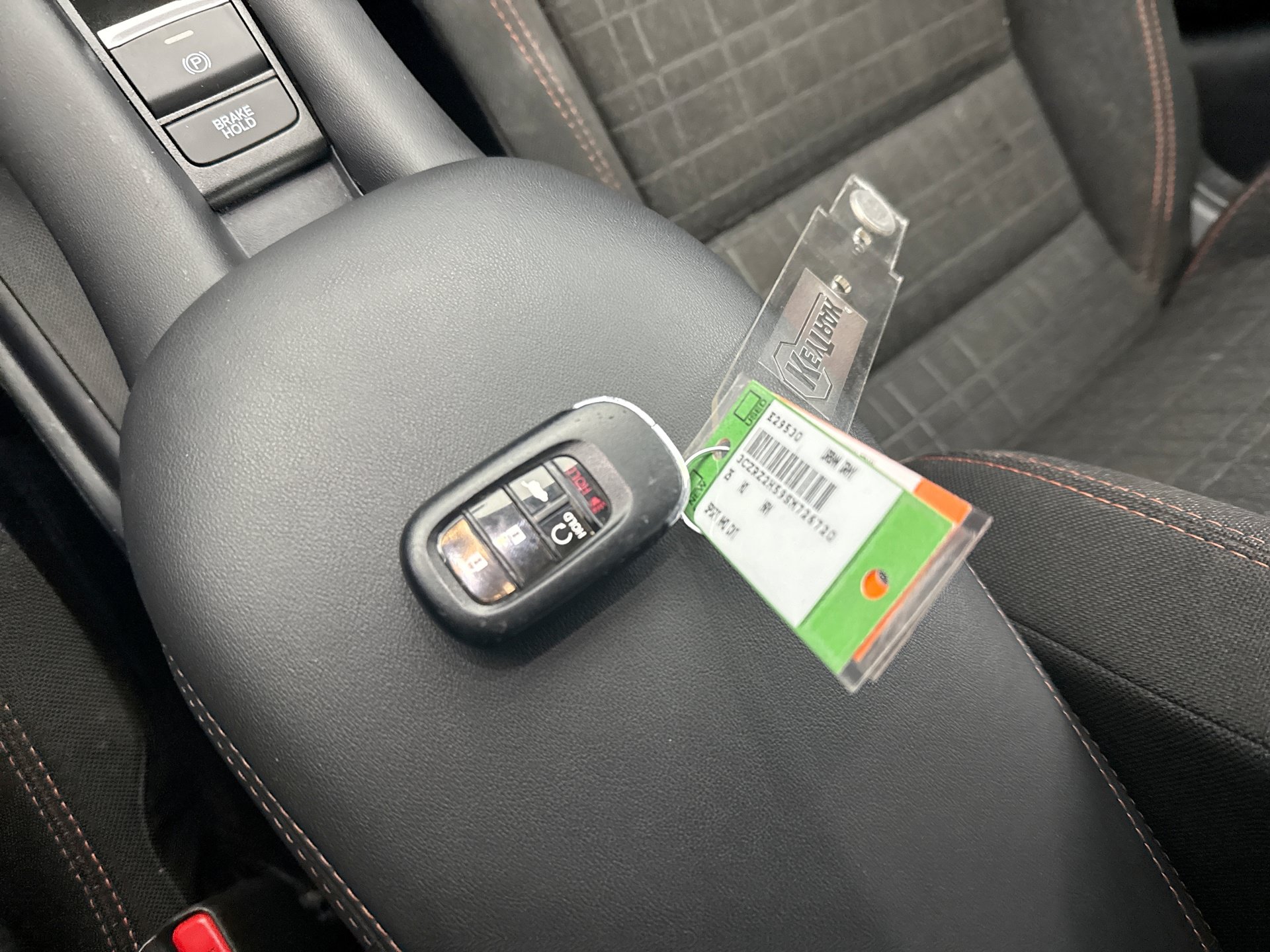 Used 2025 Honda HR-V Sport image 12