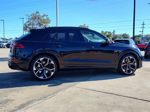 Used 2024 Audi RS Q8 4.0T w/ Black Optic Package image 12