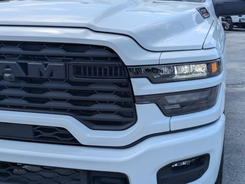 Used 2025 RAM 2500 Big Horn AWD/4WD image 10