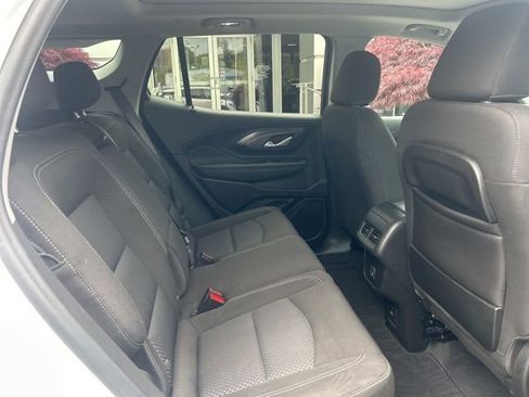Used 2023 GMC Terrain SLE w/ Driver Convenience Package AWD/4WD image 12