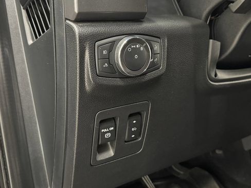 Used 2019 Ford F150 XLT w/ Equipment Group 302A Luxury image 26