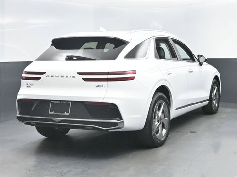 New 2026 Genesis GV70 2.5T image 10
