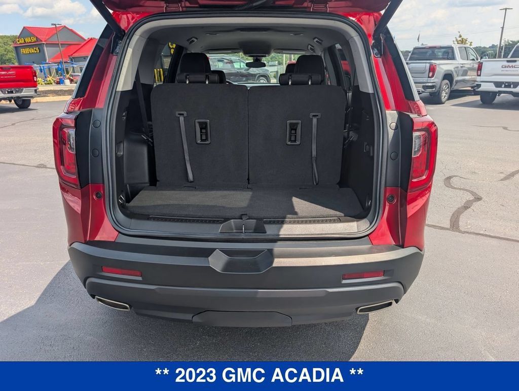 Used 2023 GMC Acadia SLE w/ Driver Convenience Package AWD/4WD image 29