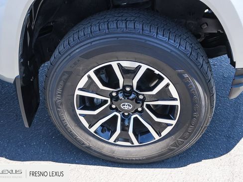 Used 2023 Toyota Tacoma TRD Sport RWD image 9