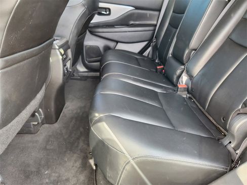 Used 2022 Nissan Murano SV w/ SV Midnight Edition Package image 9