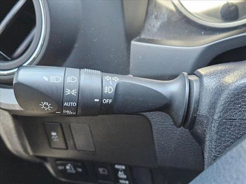 Used 2023 Toyota Tacoma TRD Sport AWD/4WD image 15