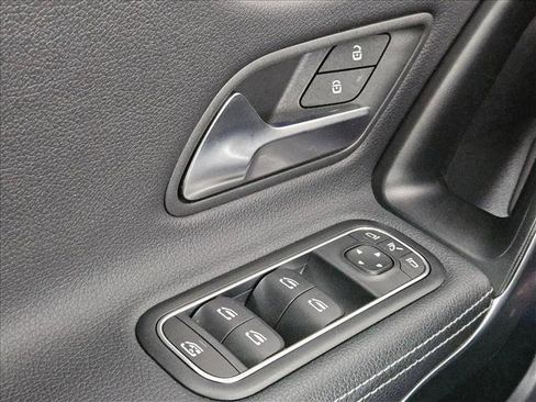 Used 2025 Mercedes-Benz CLA 250 4MATIC image 18