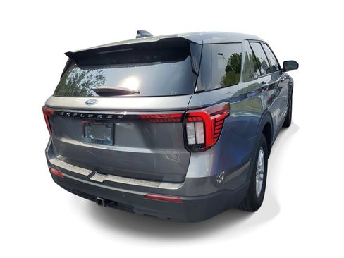 Used 2026 Ford Explorer Active RWD image 4