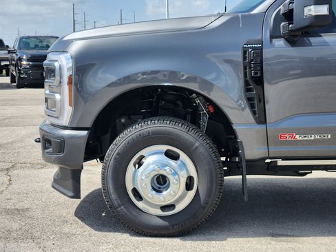 New 2026 Ford F350 Platinum AWD/4WD image 7