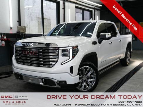 Used 2024 GMC Sierra 1500 Denali w/ Denali Reserve Package AWD/4WD image 1
