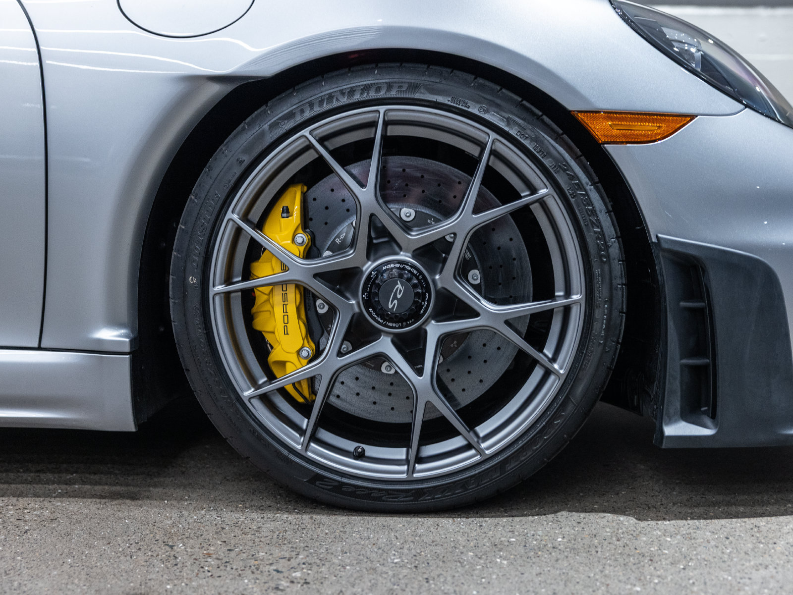 Certified 2025 Porsche 718 Boxster Spyder RS RWD image 18
