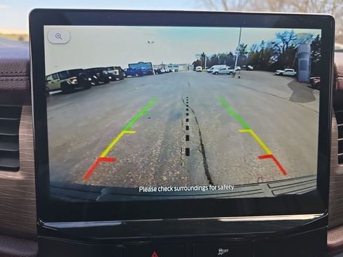 Used 2022 Ford Expedition Limited image 15