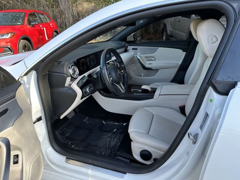 Used 2022 Mercedes-Benz CLA 250 image 10