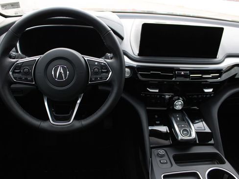 New 2026 Acura MDX SH-AWD image 10