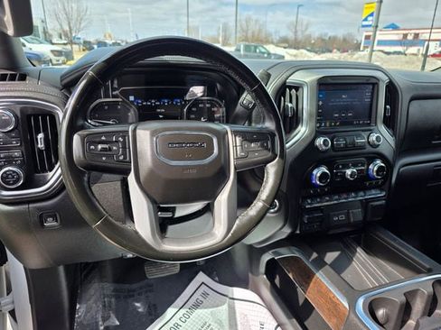 Used 2023 GMC Sierra 3500 Denali w/ Technology Package image 20