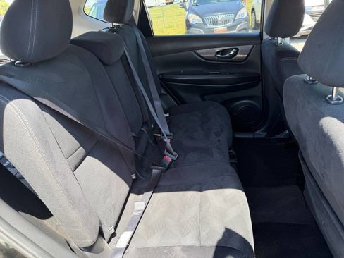 Used 2016 Nissan Rogue SV AWD/4WD image 21