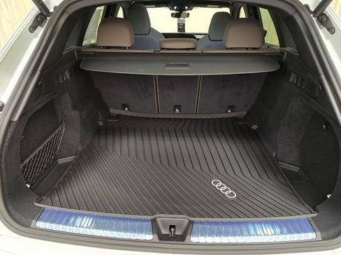 Used 2025 Audi Q5 Premium Plus w/ Premium Plus AWD/4WD image 28