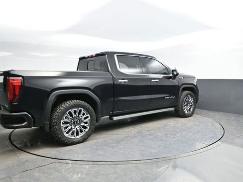 Used 2023 GMC Sierra 1500 Denali Ultimate image 10