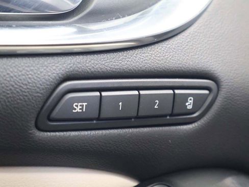 Used 2023 Buick Enclave Premium w/ Experience Buick Package FWD image 44