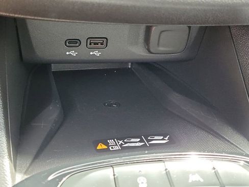 Used 2025 Buick Envista Avenir image 14